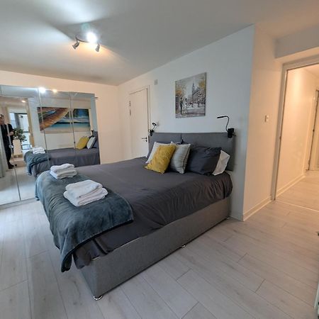 Glasgow City Centre Waterfront Apartment Exterior photo