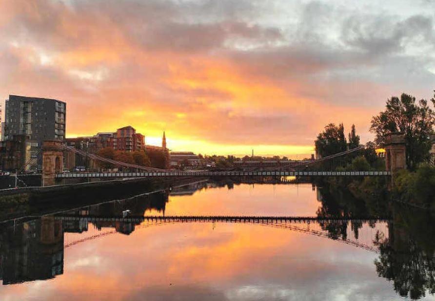 Glasgow City Centre Waterfront Apartment Exterior photo