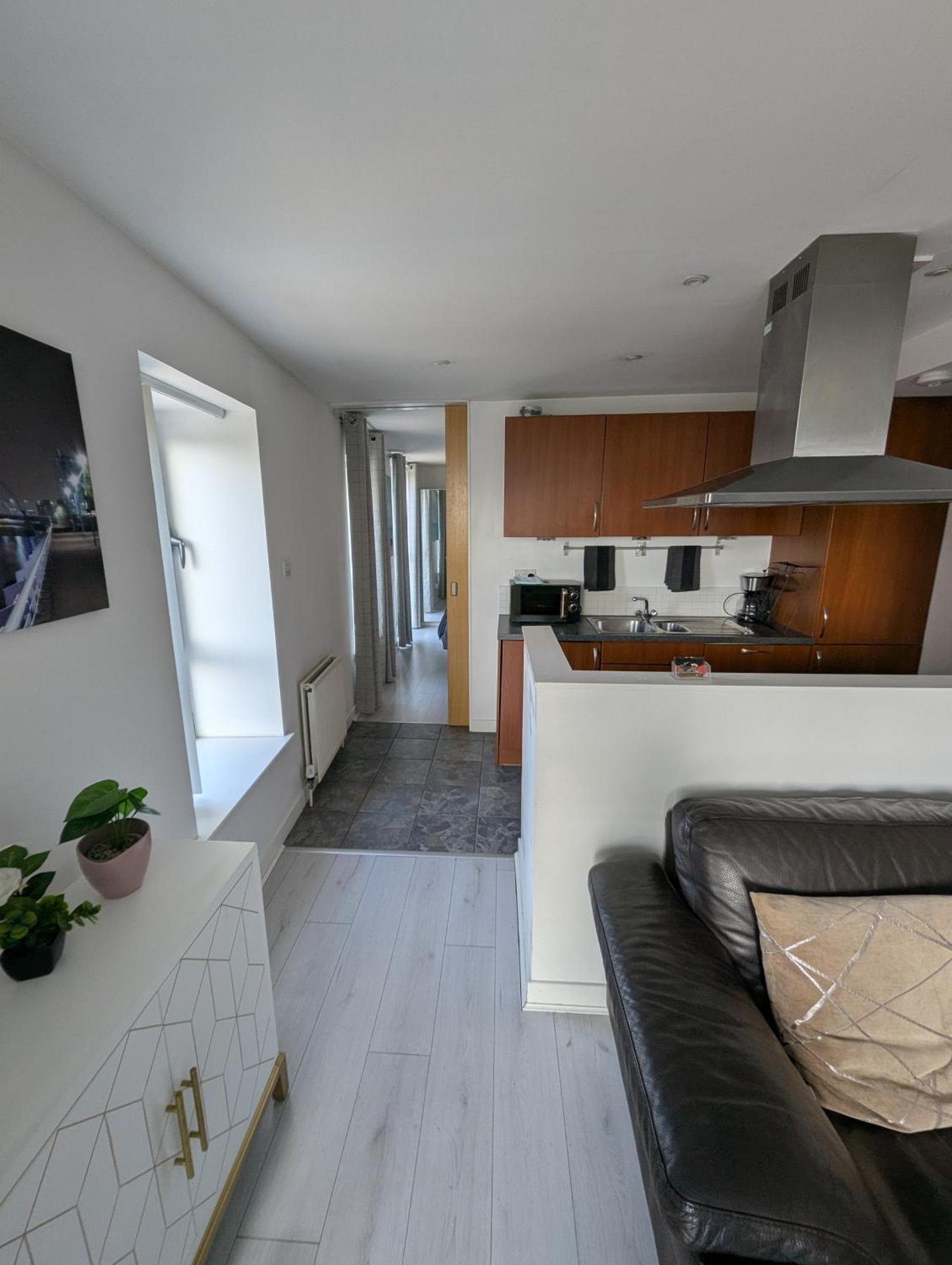 Glasgow City Centre Waterfront Apartment Exterior photo