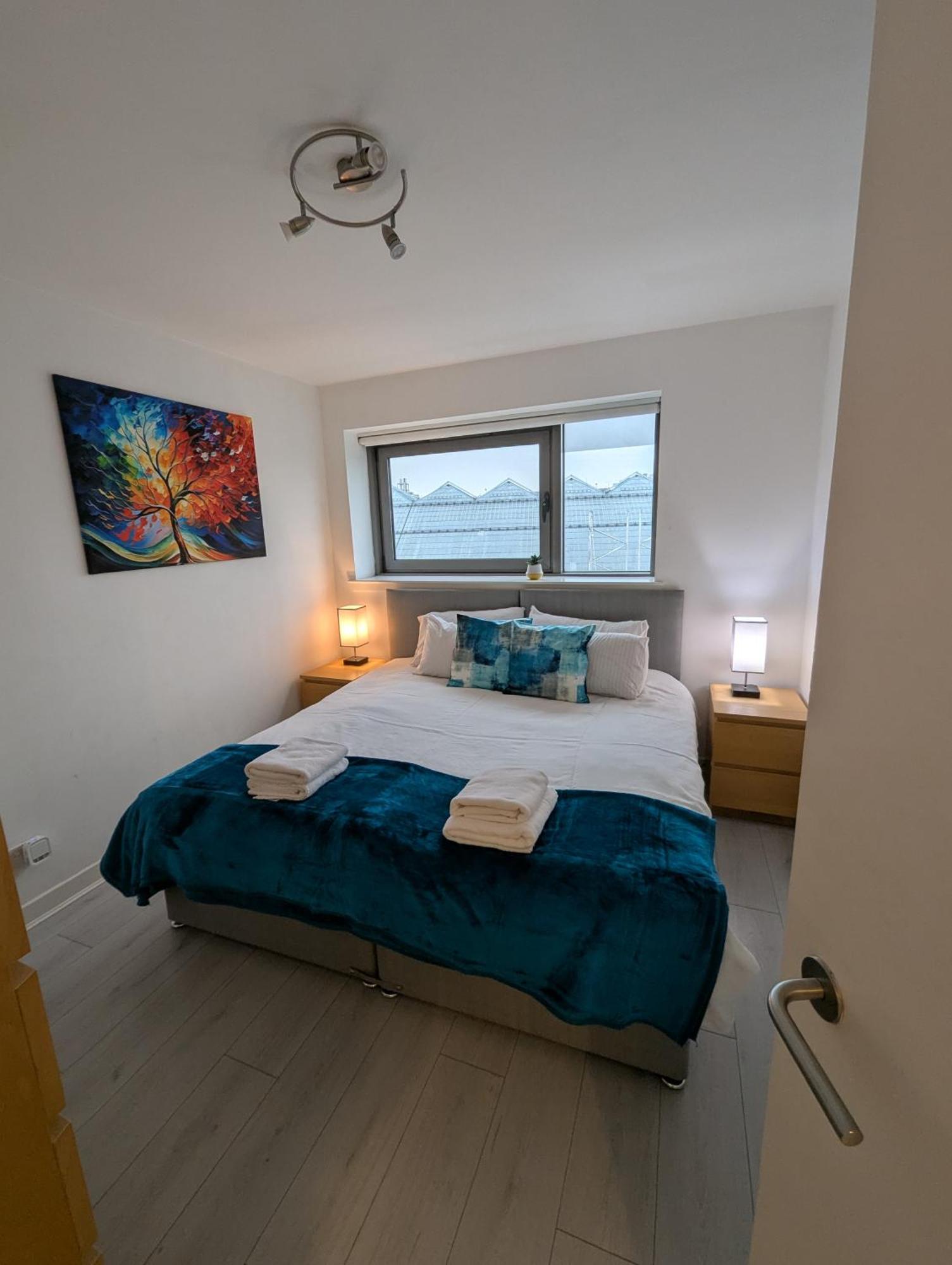 Glasgow City Centre Waterfront Apartment Exterior photo